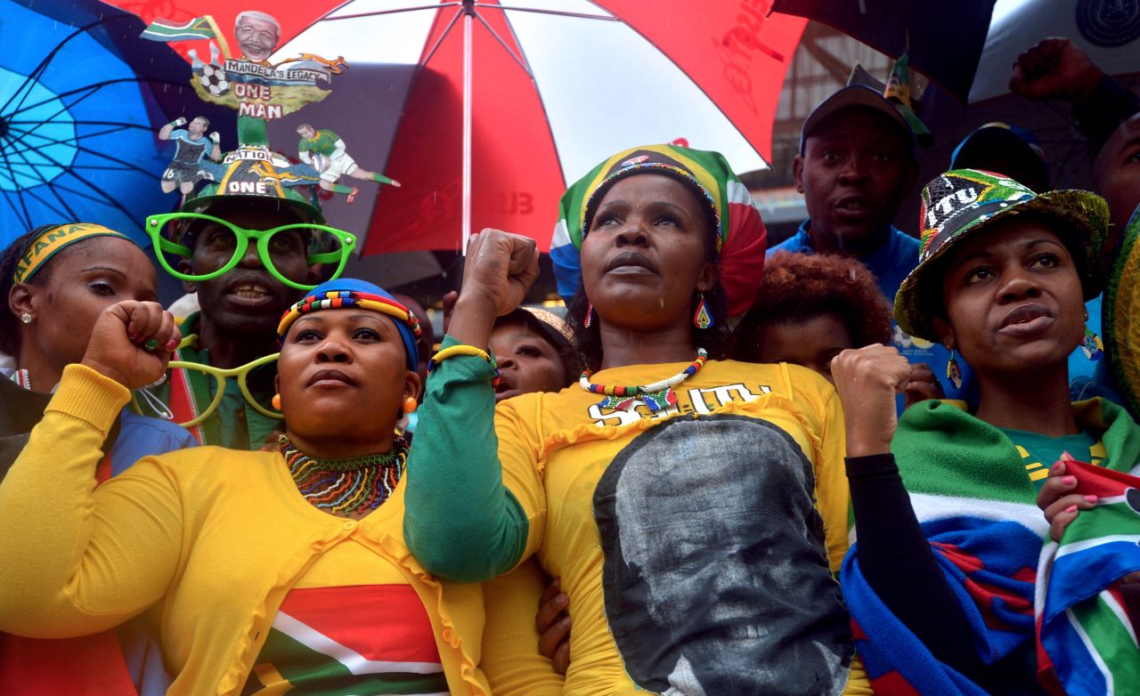 DECEMBER 10 - JOHANNESBURG, SOUTH AFRICA: <a href="http://cnn.com/2013/12/10/world/africa/nelson-mandela-memorial/index.html?hpt=hp_t1">Presidents, prime ministers, celebrities and royals joined tens of thousands of South Africans</a> at the Soccer City Stadium to pay tribute to Nelson Mandela Tuesday, in a memorial service celebrating a man seen as a global symbol of reconciliation.