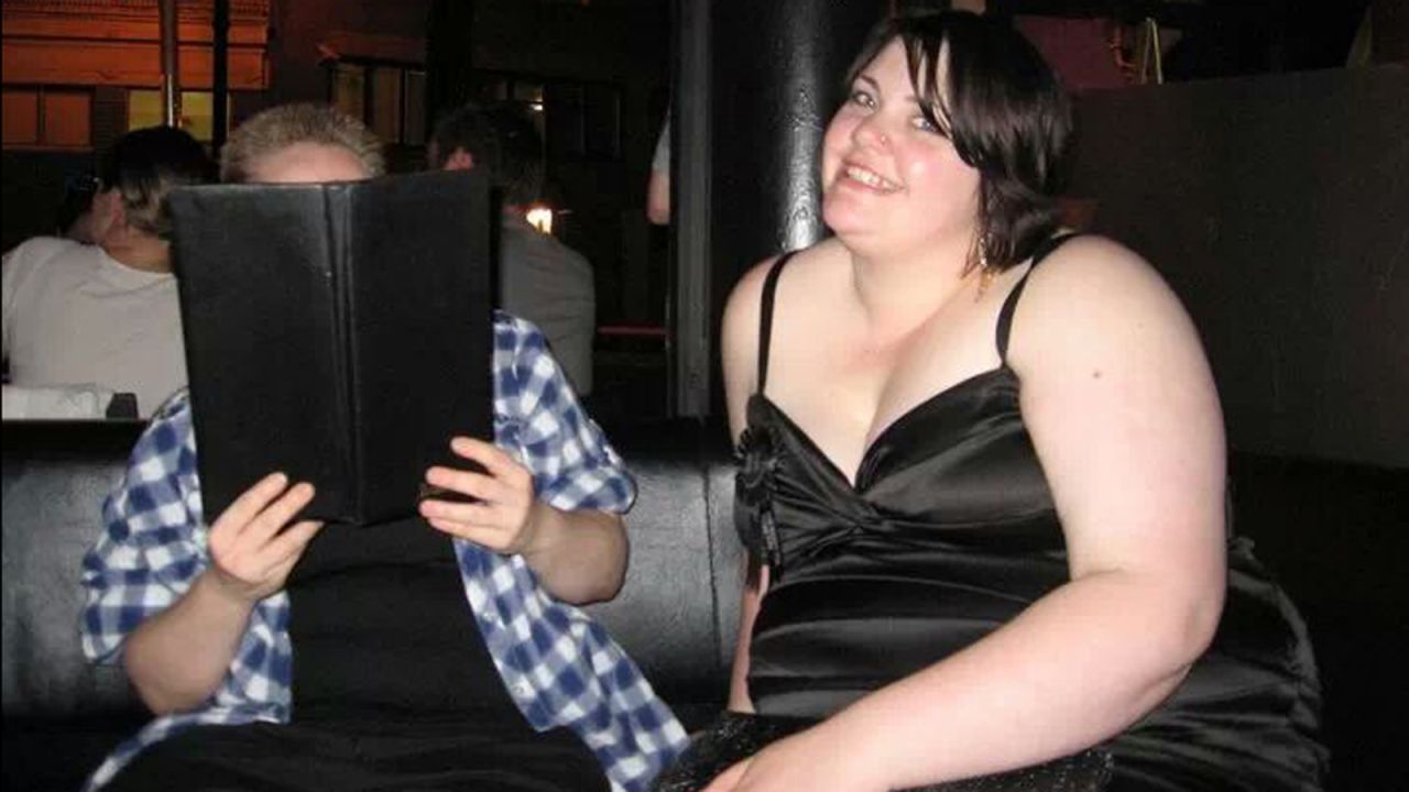 At her heaviest in 2012, Karyna Douglass weighed 300 pounds. She often ate fast food for dinner and loved to binge on candy at night.
