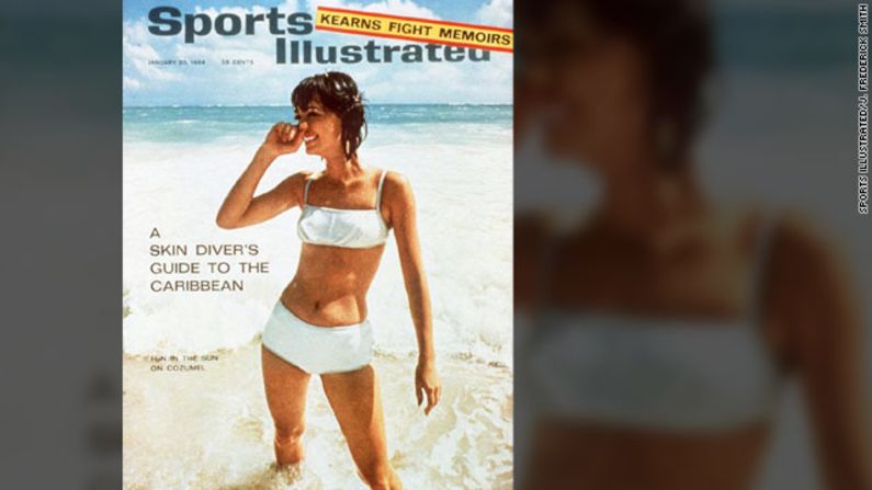 Babette Beatty fue la primer modelo en aparecer en la portada de la edición del traje de baño de Sports Illustrated, hace 50 años, tras una sesión de fotos en México. 