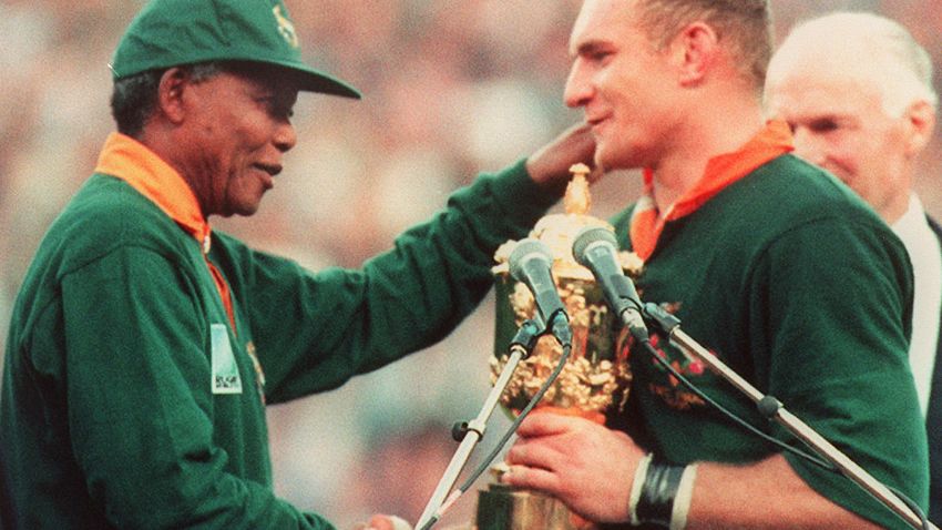 South African rugby captain Francois Pienaar with President Nelson Mandela on June 24, 1995.