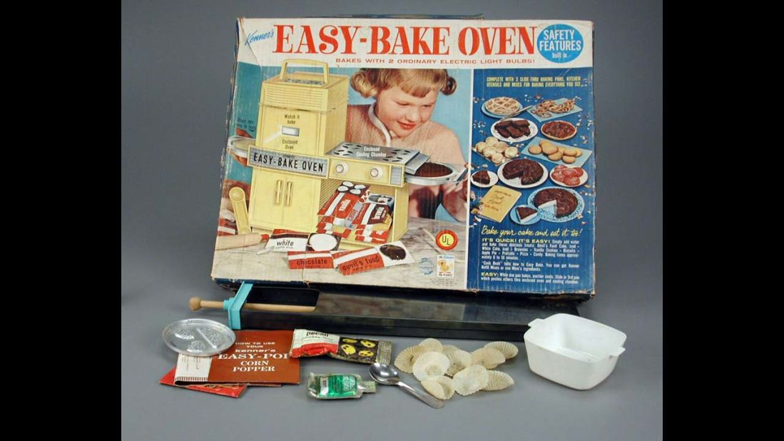 Easy-Bake Oven by Kenner in 1963. Stepping away from the manly games, the Easy-Bake oven was the first successful working oven for little girls and powered by a 100-watt light bulb. The very first oven was turquoise and had a carrying handle and fake stove top. 