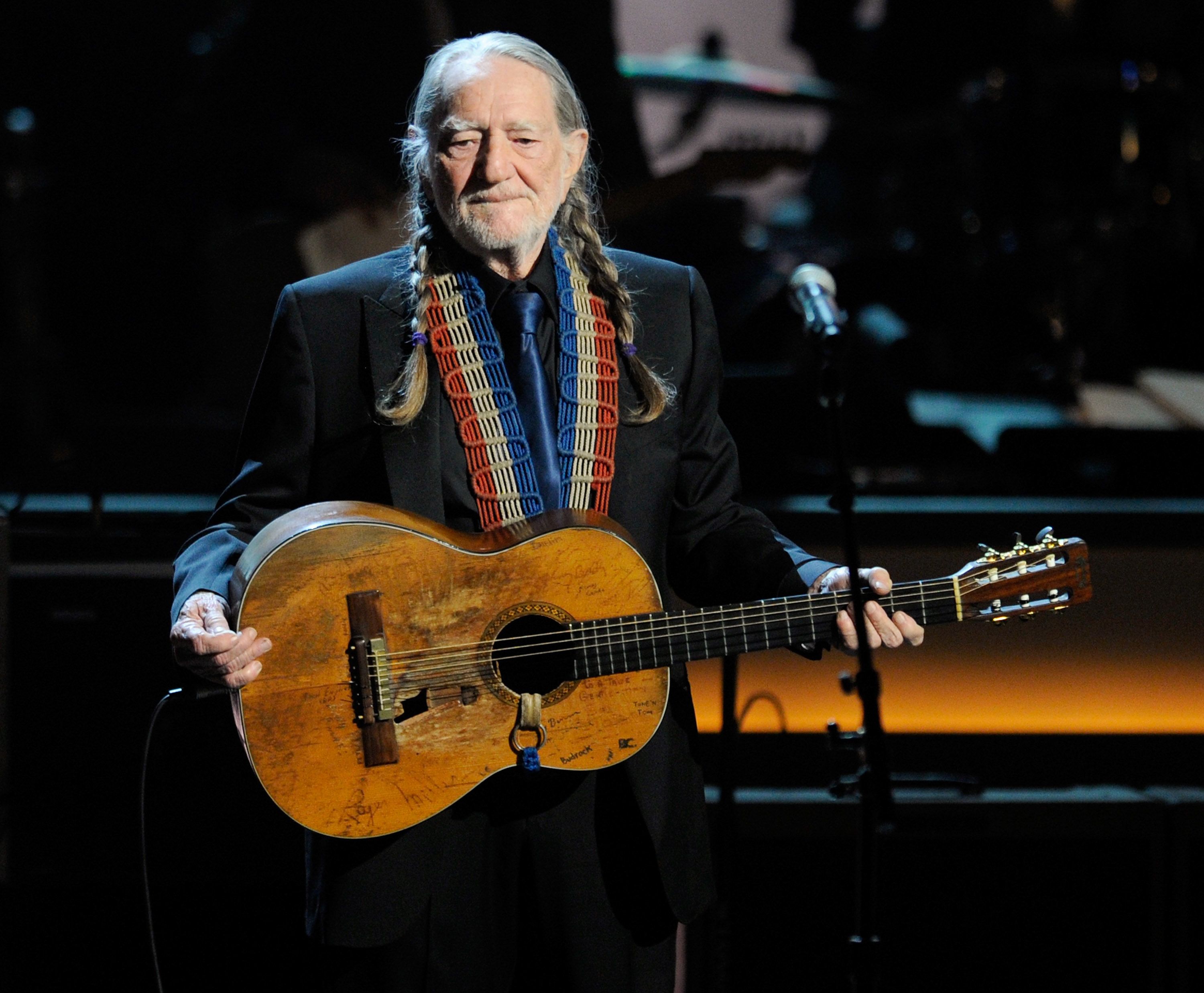 Willie Nelson says he has quit smoking