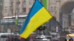 dnt nick paton walsh ukraine kiev protests_00020926.jpg