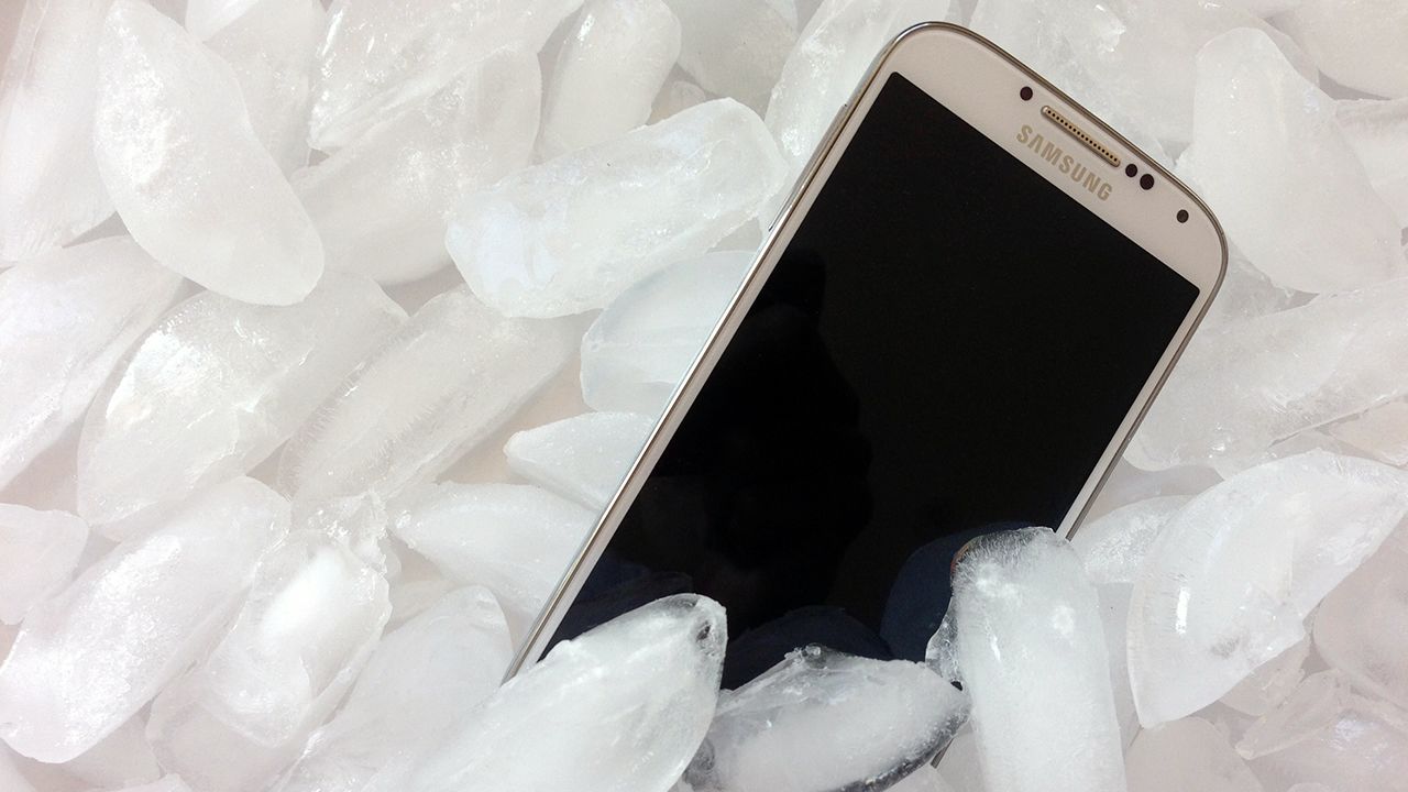 Smartphones can experience performance problems, and break more easily, in extreme cold temperatures. 
