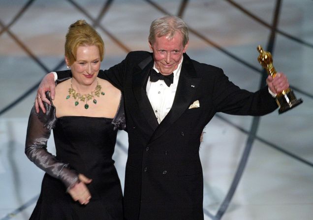 O'Toole accepts his honorary Oscar from actress Meryl Streep during the 75th Academy Awards in 2003. The engraving on the gold statuette reads: "Whose remarkable talents have provided cinema history with some of its most memorable characters."