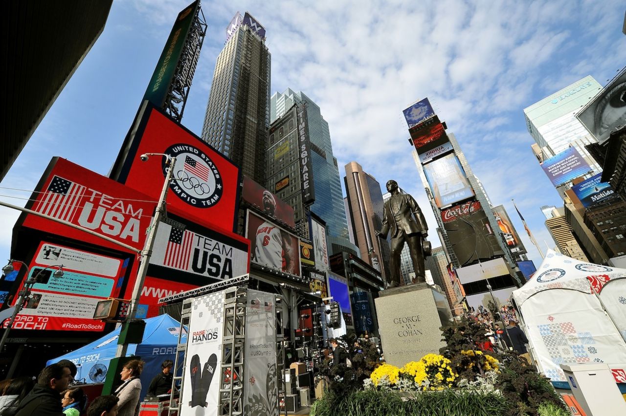 Ningún usuario de Instagram puede resistir las brillantes luces de Times Square, donde se celebra el Año Nuevo al dejar caer la enorme bola.