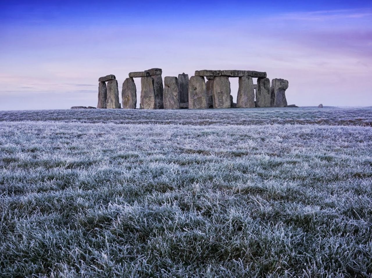 Stonehenge, which is in the west of England, is one of the world's most famous prehistoric monuments.