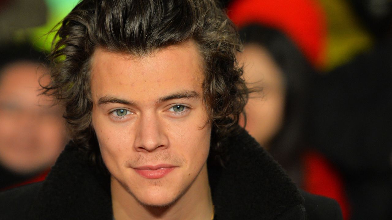 Harry Styles to paparazzi: Stay away | CNN