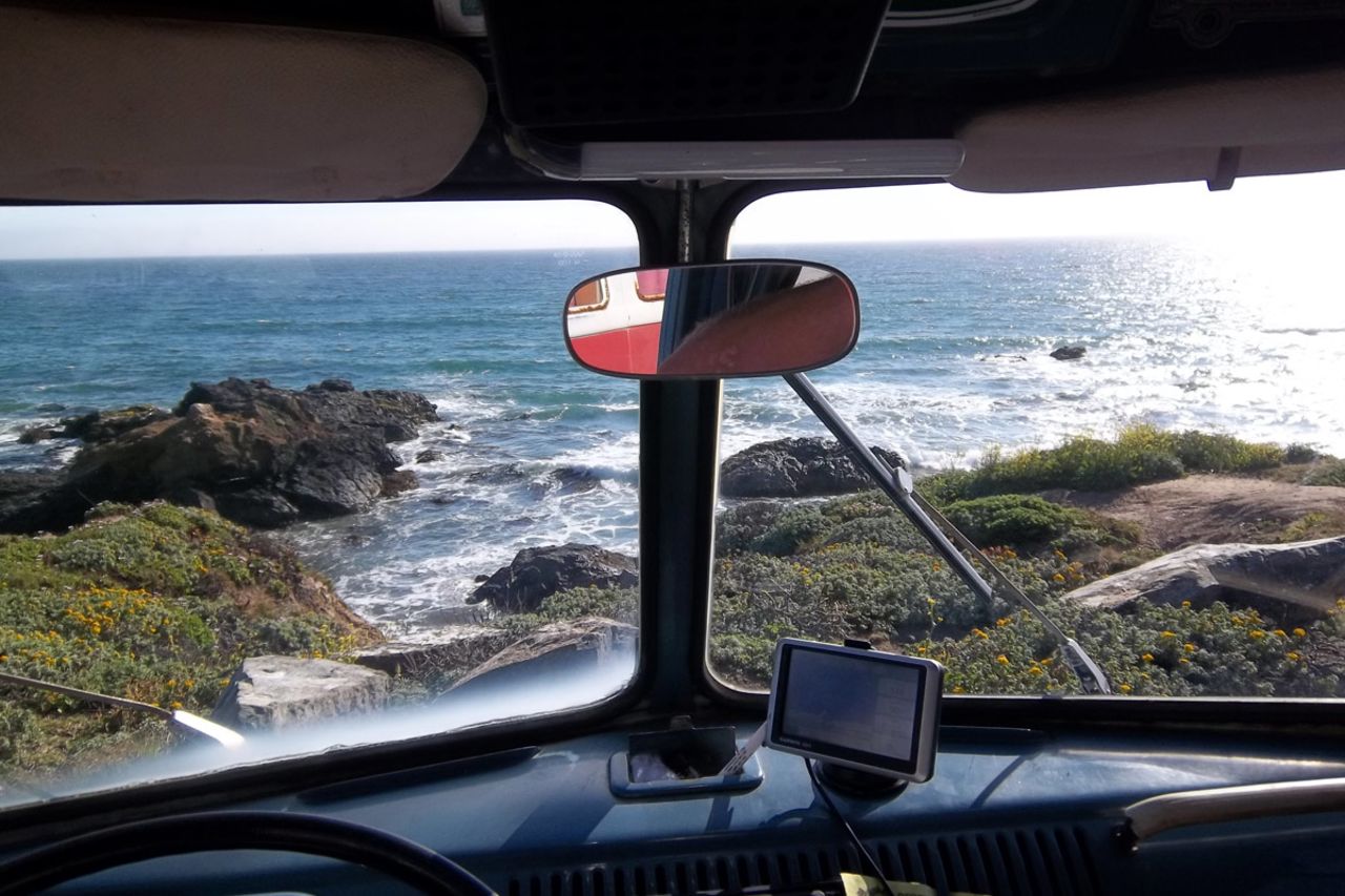 Split windscreens were a feature of earlier models. Newer Kombis have a single front window, instead, as well as a larger engine and greater weight.