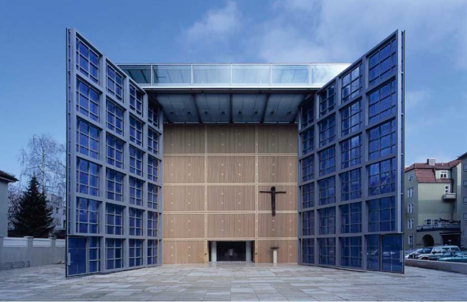 Munich's new Church of the Sacred Heart is an open, bright and lively building with a flowing modular transition from the churchyard through the vestibule into the nave -- a rejection of the restrictive symbolism of a massive enclosure. 