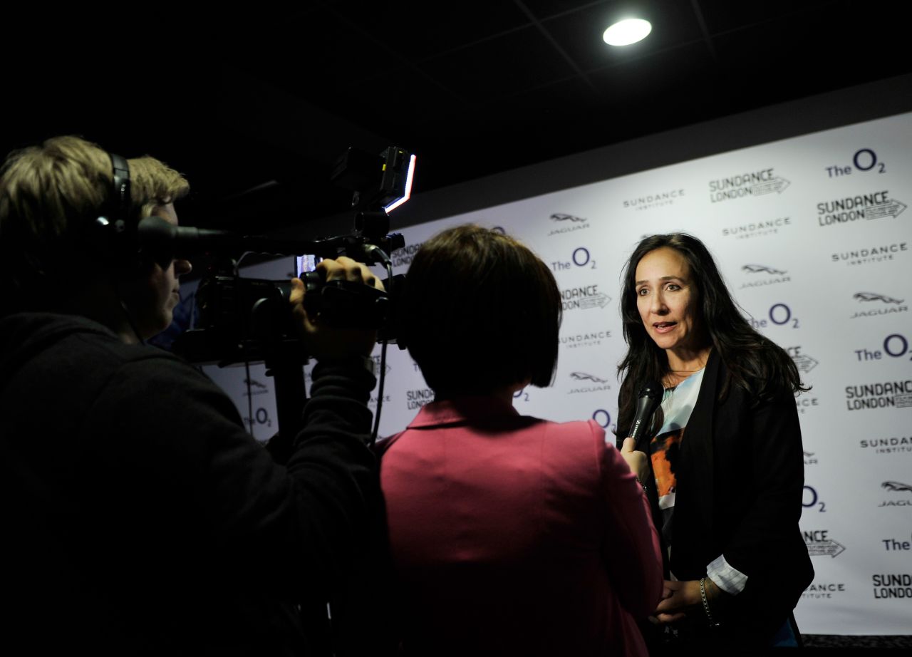 El emocionante documental "Blackfish", dirigido por la cineasta Gabriella Cowperthwaite, provocó un debate nacional sobre llevar a los niños a SaeWorld. Muchos famosos han cancelado desde entonces su planes de ir a SeaWorld, y en Malibu, California, una escuela acaba de anular su viaje de una semana al parque.