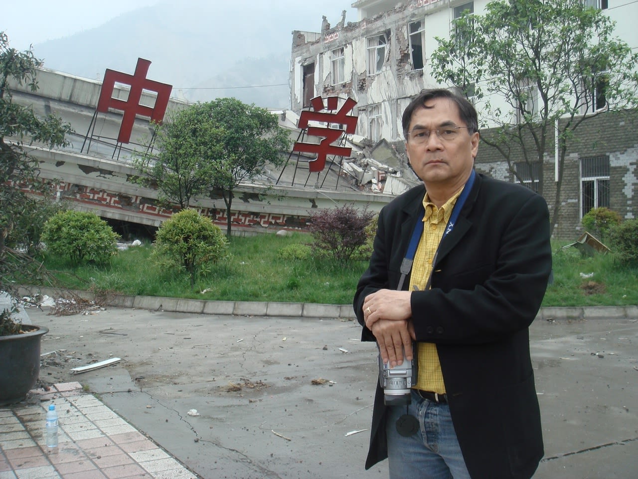Covering the aftermath of the Sichuan earthquake in May 2008.
