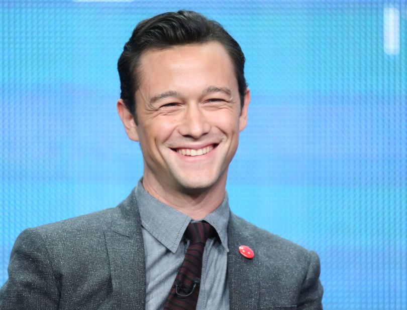 Joseph Gordon-Levitt loves French culture and knows<a href="https://www.youtube.com/watch?v=_SIZKabFLAM" target="_blank" target="_blank"> how to communicate in the language</a>.