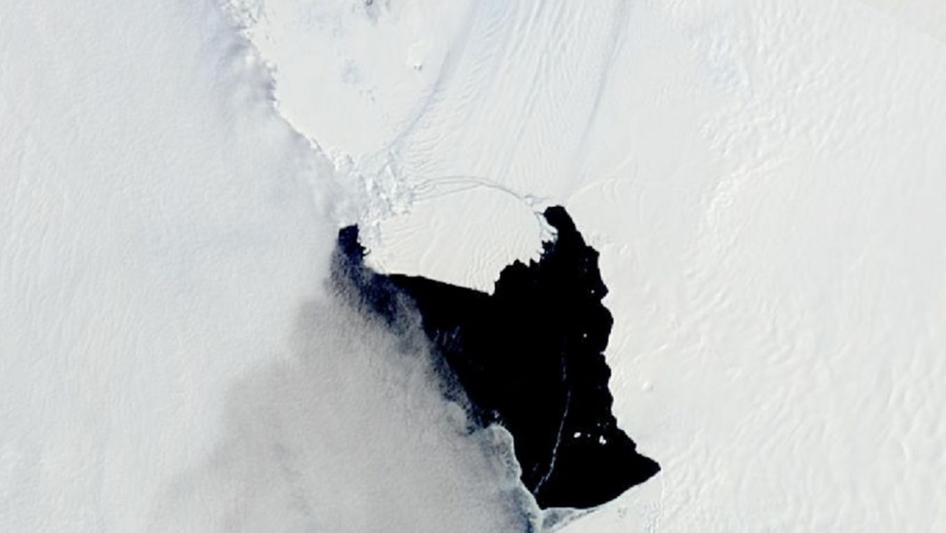 El satélite Terra tomó una fotografía de un iceberg del tamaño de Singapur, del glaciar Pine Island, que está separandose de la Antártida desde julio.