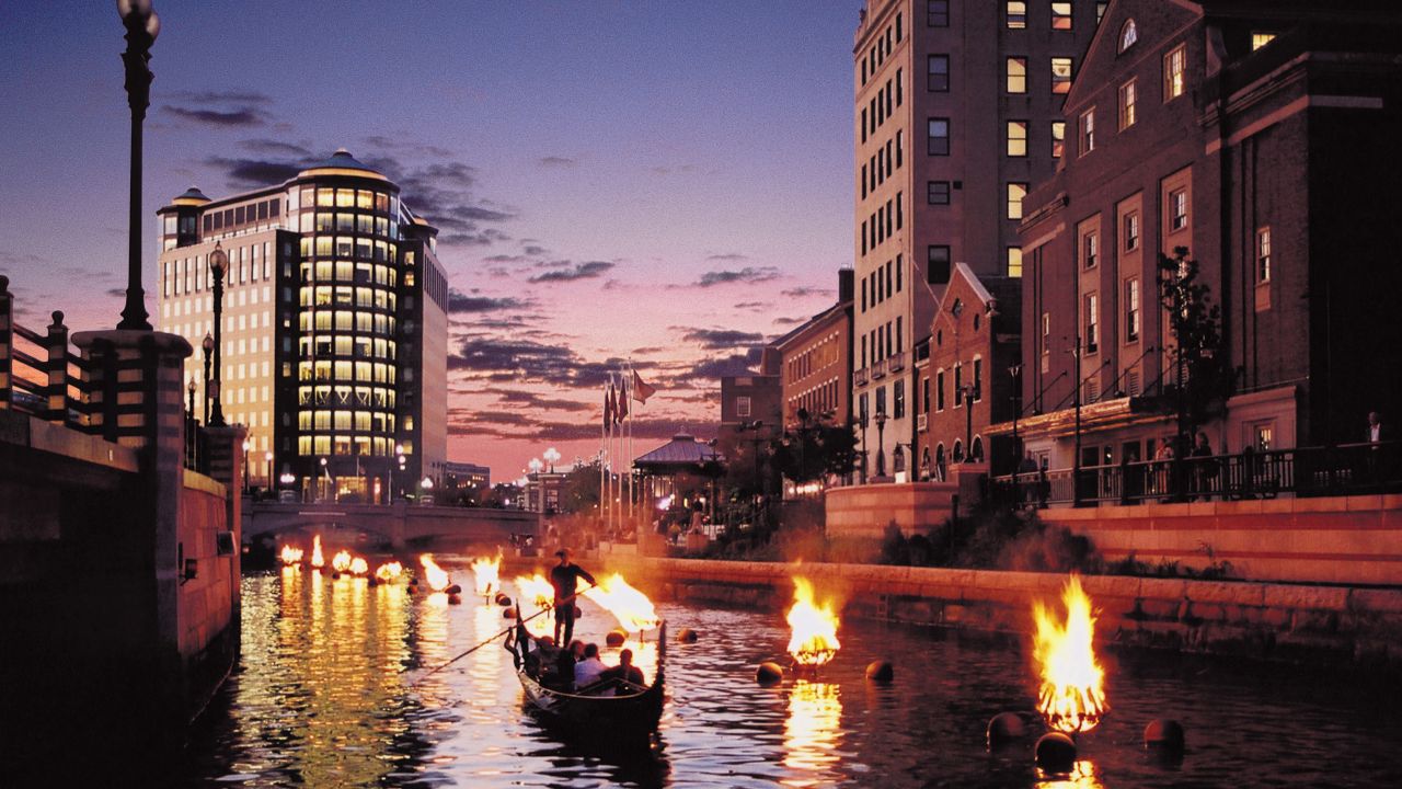 Fire and water combine in downtown Providence for an award-winning installation of more than 80 sparkling bonfires in braziers on the city's three rivers. Created in 1994 by Barnaby Evans, <a href="http://waterfire.org" target="_blank" target="_blank">WaterFire</a> will celebrate its 20th anniversary this year. The schedule typically runs from the end of May through early November. 