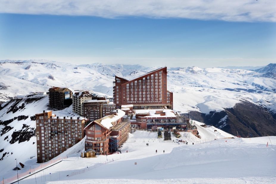 Adrenalina can be found at Chile's gorgeous Valle Nevado resort. Located on the Cima Ancla peak, the run is a great option for experts looking for an adrenaline boost -- as the name suggests. 