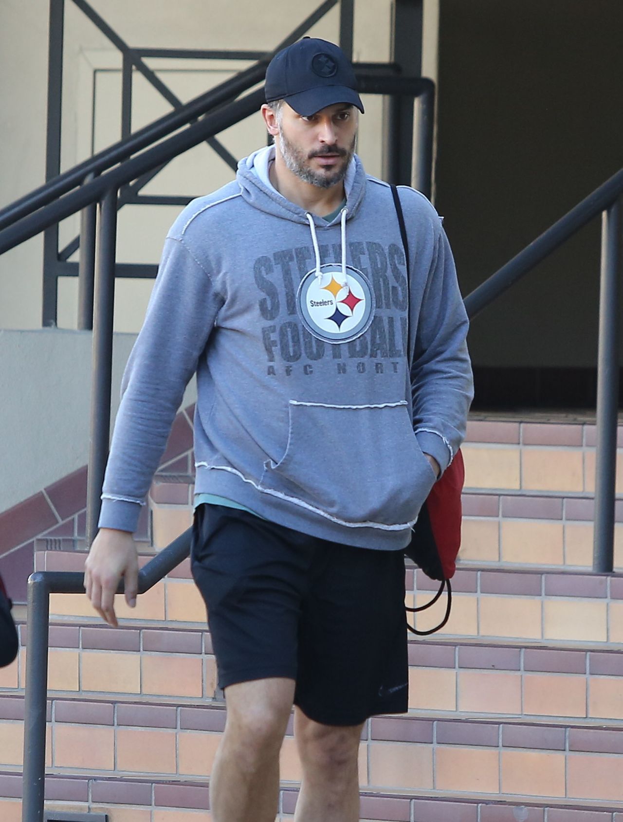 Joe Manganiello hits a gym in Los Angeles, California on December 26.