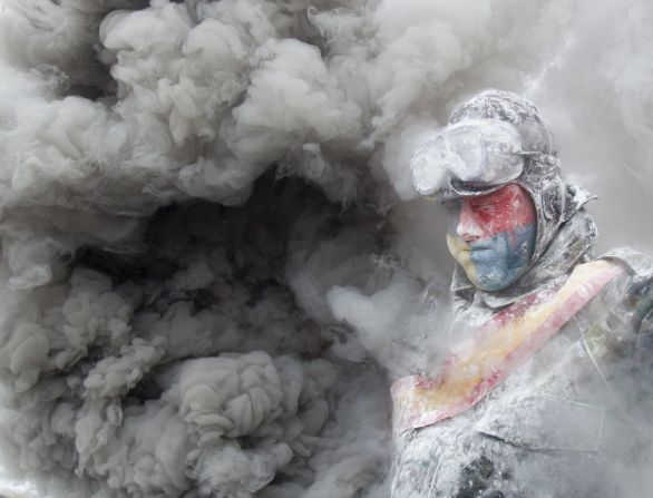 Those goggles would be some protection against flour bombs -- if he'd remembered to wear them.
