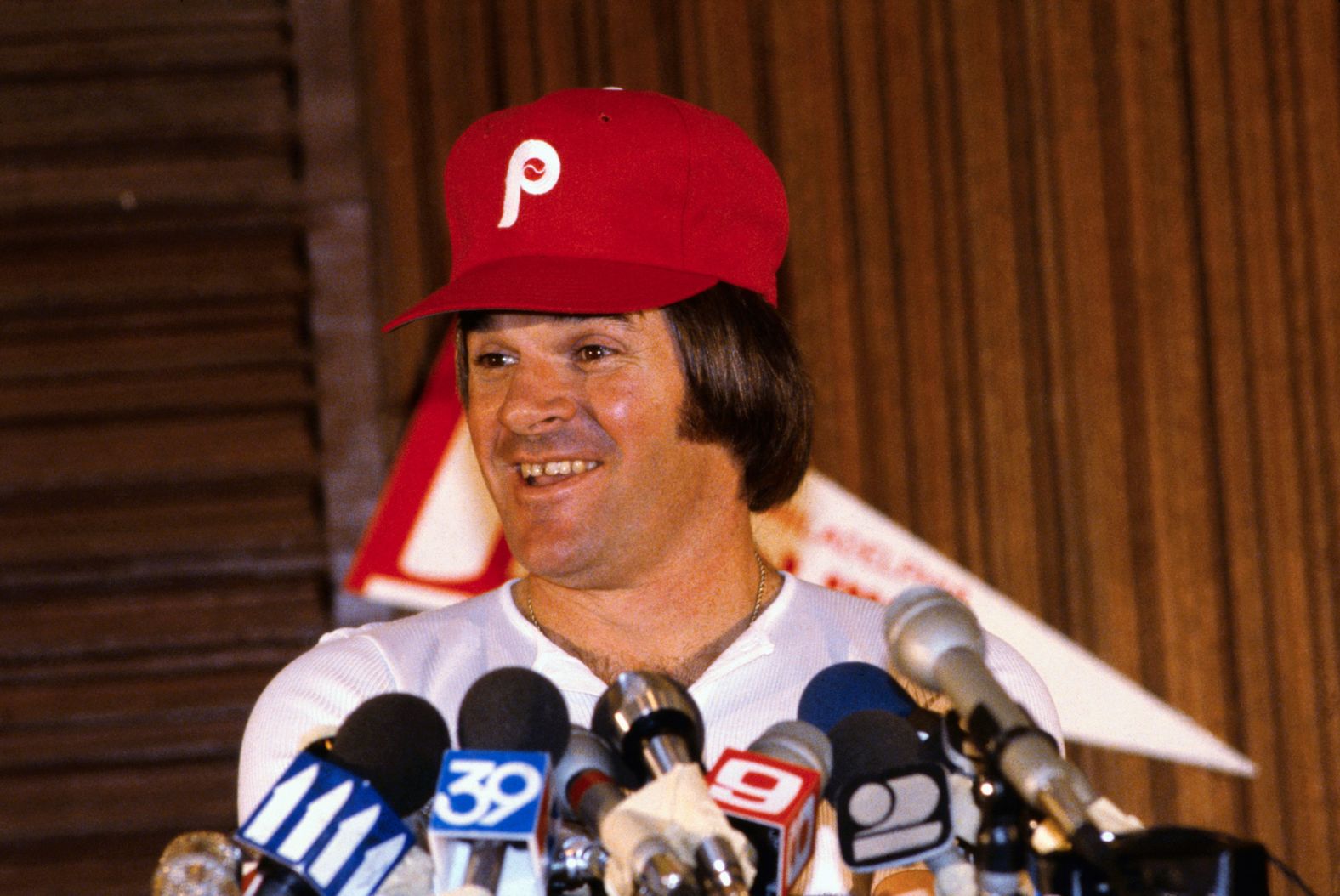 Rose signed a multiyear contract with the Philadelphia Phillies in 1978. He won another World Series in 1980.