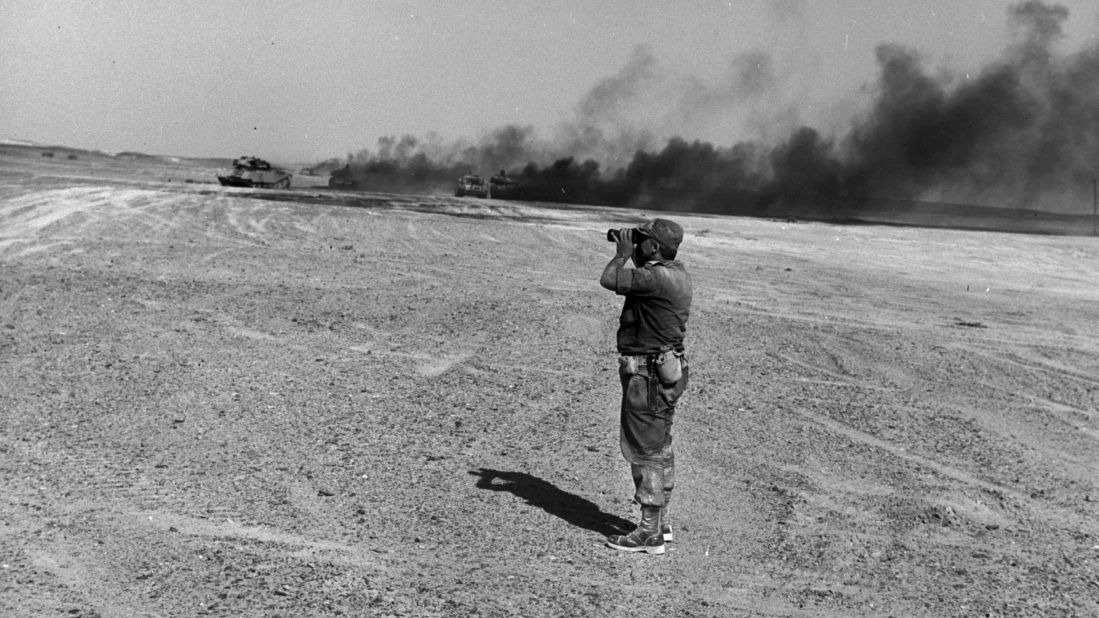 In June 1967, Sharon led his tank battalion to a crushing victory over the Egyptians in the Sinai during the Six-Day War. Here, he witnesses an aerial attack.