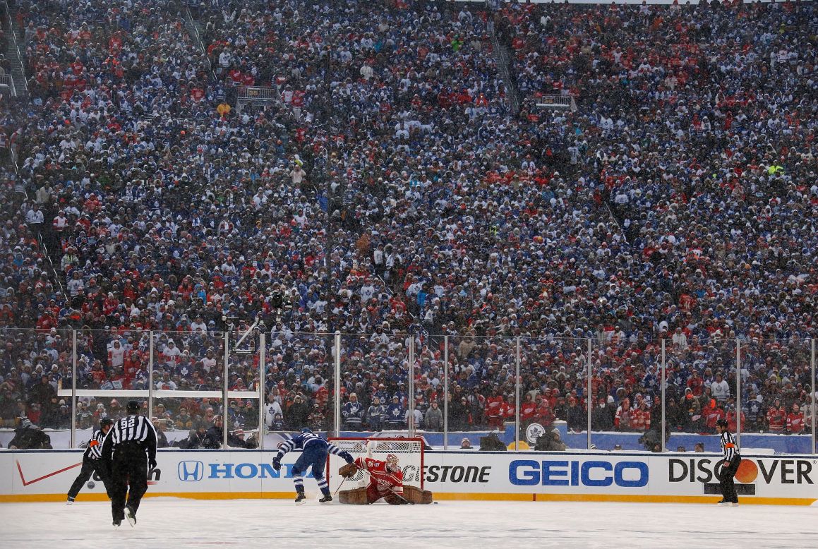 The biggest ice hockey game ever: 2014 Winter Classic draws world