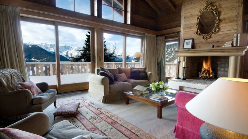 BEAUTIFUL LUXURY CHALET IN MERIBEL Kingsavenue.com อ อ ก แ บ บ บ า น