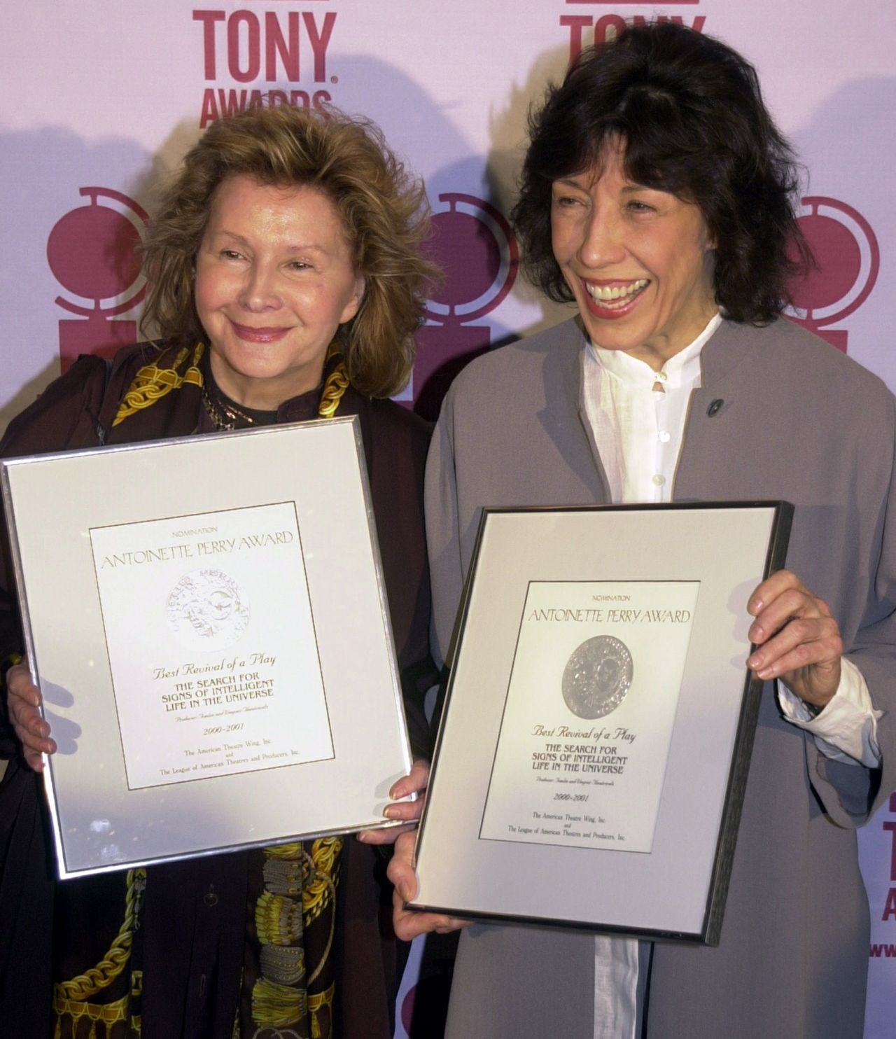 Columnist Liz Smith <a href="http://www.chicagotribune.com/entertainment/sns-201401021600--tms--lizsmittr--x-a20140103-20140103,0,6831114.story" target="_blank" target="_blank">broke the news</a> that actress Lily Tomlin, right, rang in 2014 by marrying Jane Wagner, her partner of 42 years, on New Year's Eve.