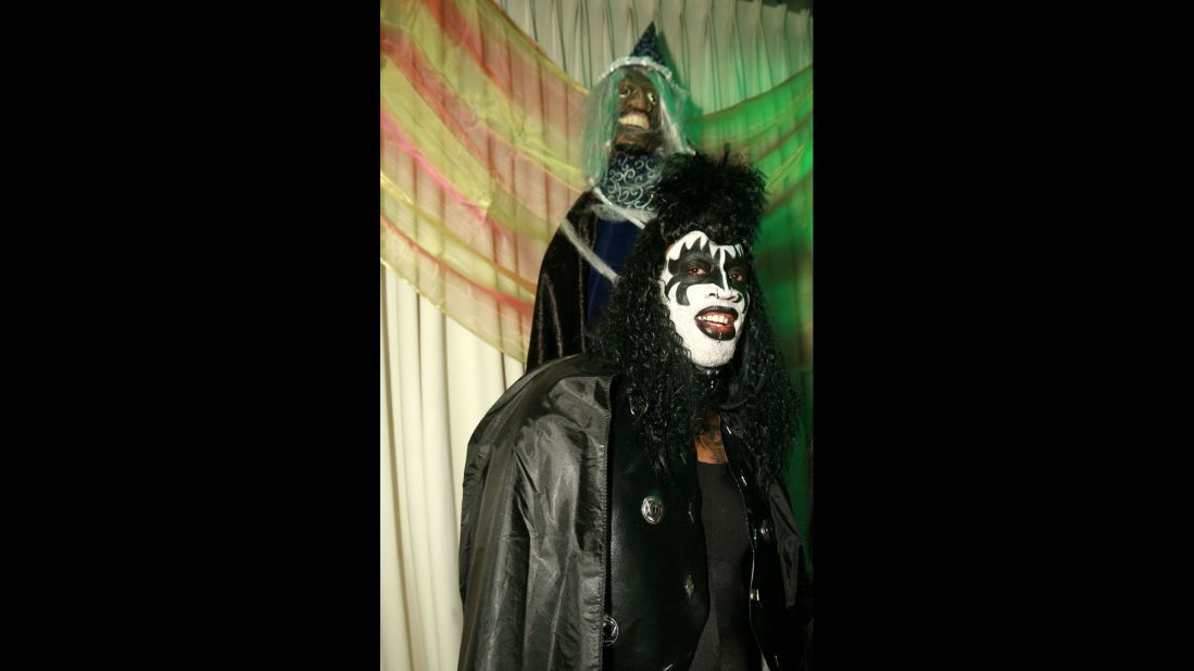 Rodman wears makeup similar to the rock band Kiss in 2006.