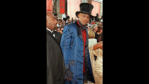 Rodman arrives at the Academy Awards ceremony in 1997.