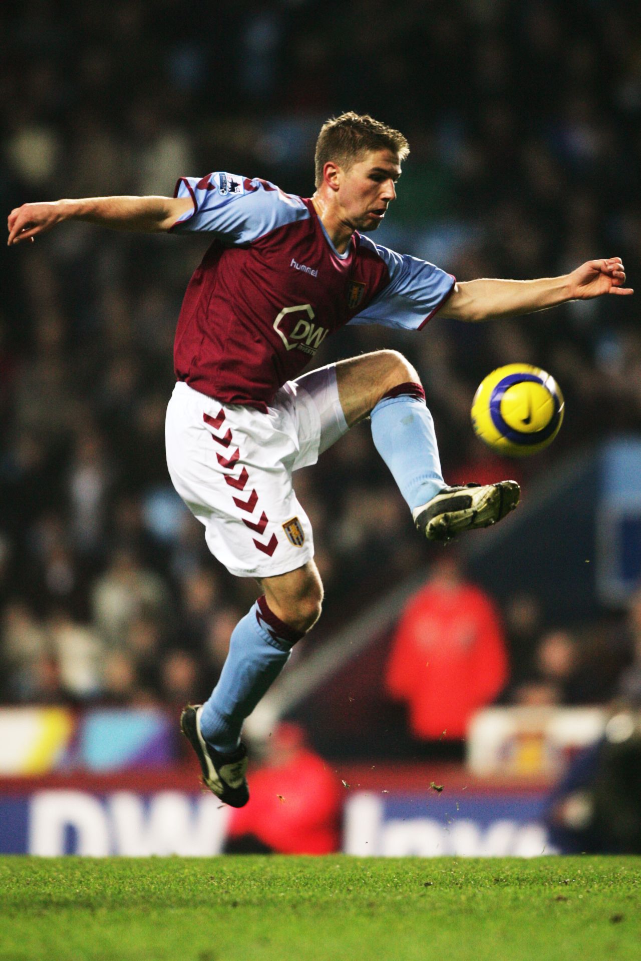 Hitzlsperger moved to England as an 18-year-old in August 2000, joining Aston Villa from Bayern Munich's youth set-up.
