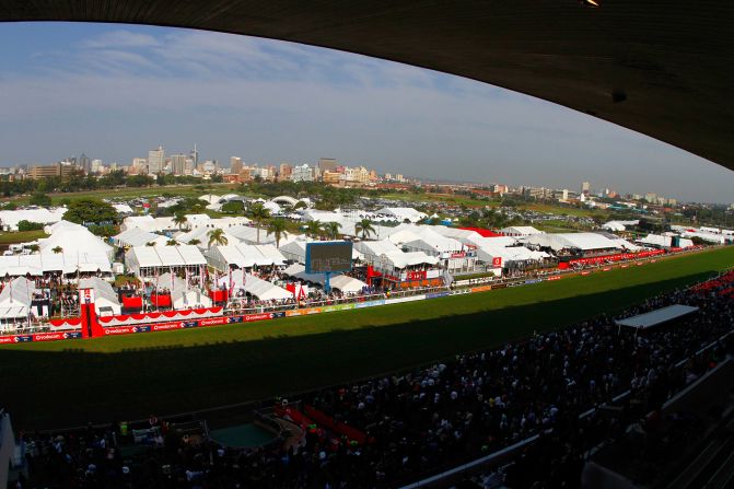 The Greyville Racecourse in Durban is home to top-class racing in South Africa and surrounds a championship golf course. It has spectacular views from its main grandstand of the city of Durban and the hotels on its Golden Mile. Residents of the city can access the course via a direct road which passes under the course.