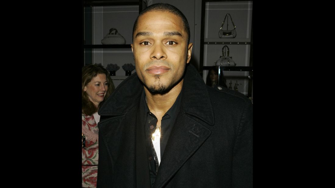 R&B singer Maxwell is the son of a Haitian mother and a Puerto Rican father.