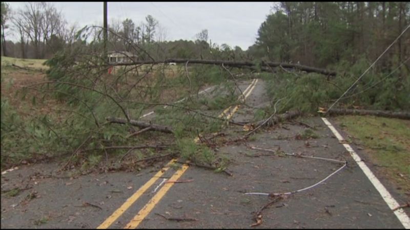 North Carolina Storm Damage CNN   140111202521 Vo Nc Storm Damage 00000911 