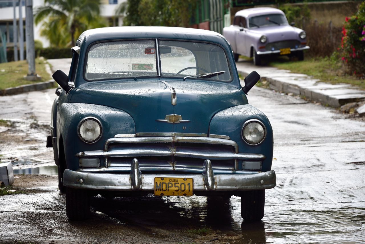 Eso sugiere que los 60.000 viejos autos que se informa, permanecen de los años cincuenta, aún podrían tener algo de vida útil.