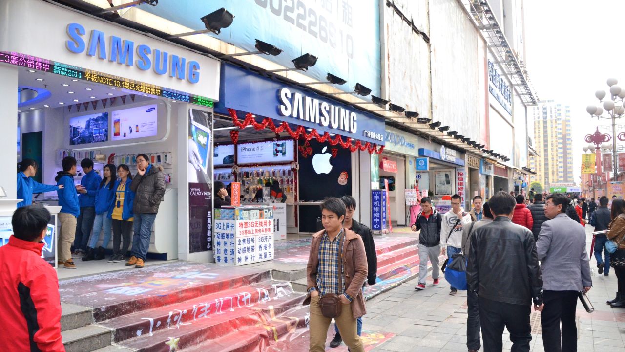 Stores selling Samsung products at Huaqiangbei, a district famous for tech rip-offs. 