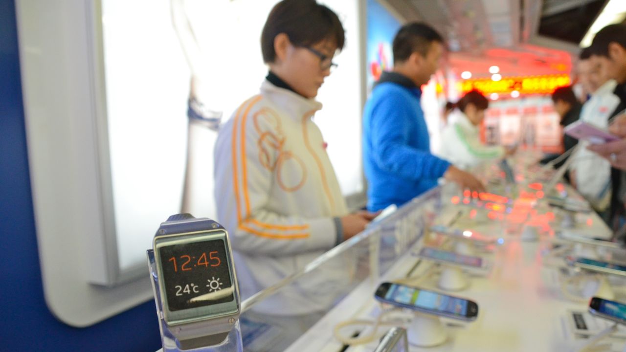 A store in Shenzhen promoting the Samsung smart watches. 