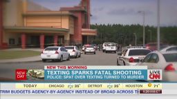 Dad's texting to daughter sparks movie shooting Dunnan Newday _00001602.jpg