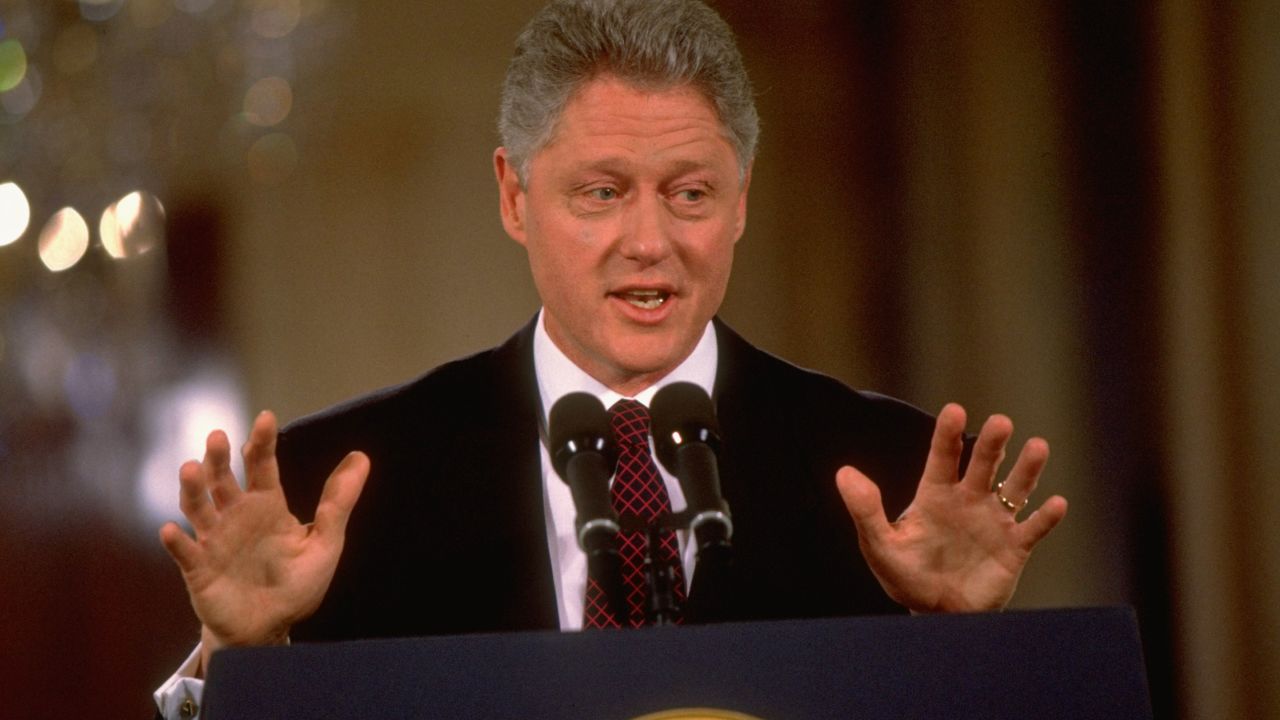 Barely one day into his second term, President Bill Clinton acknowledged that "mistakes were made" by his administration in inviting a banking regulator to policy meetings where high-profile bankers and a top fundraiser were present. 