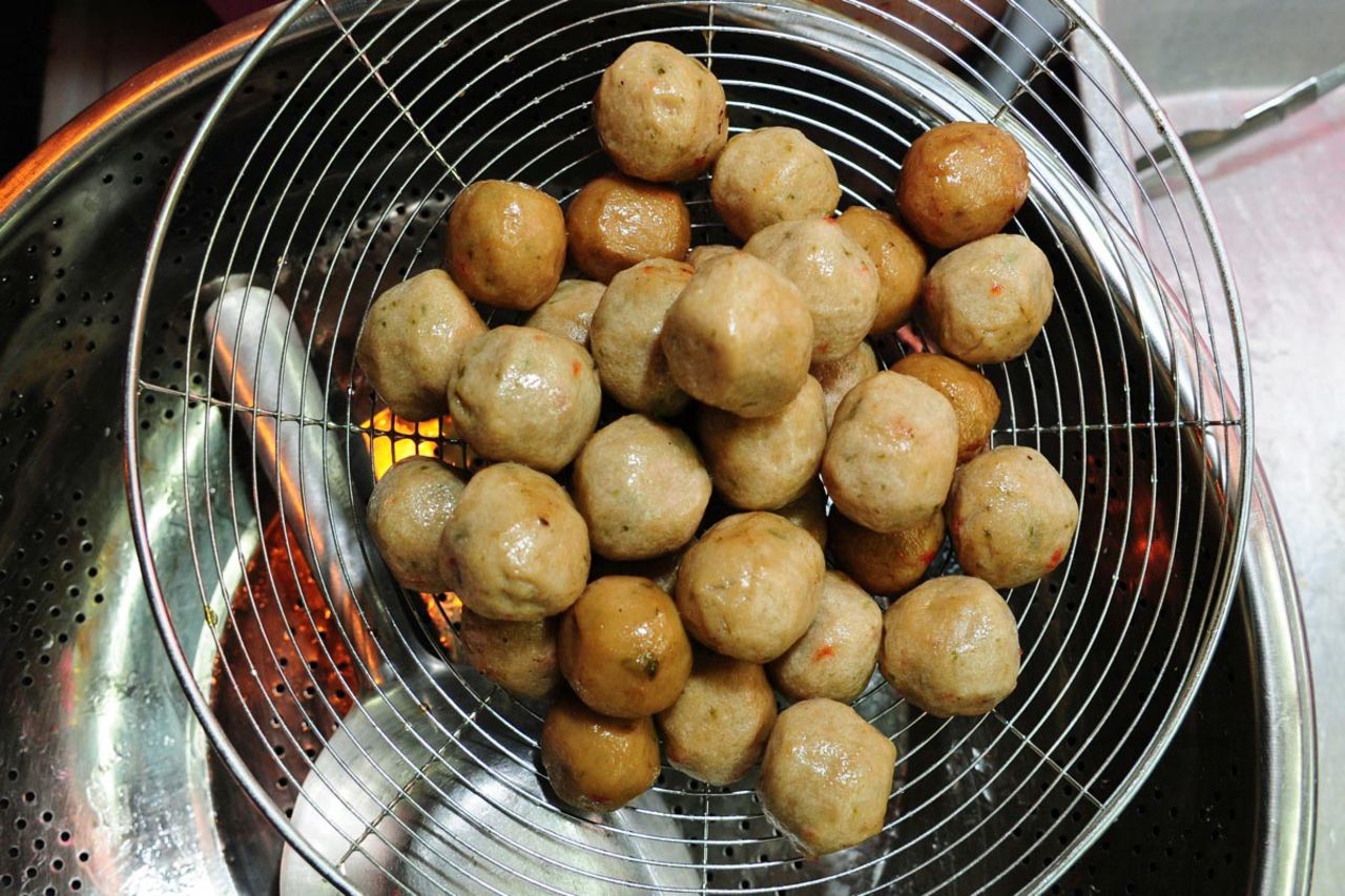 They might look and taste like fish balls, but these fried goodies are actually animal-free. Given how important flesh is to the traditional Chinese diet, it's little surprise that Taiwan is a leader in mock meat dishes that could fool even the most hardcore carnivore. 