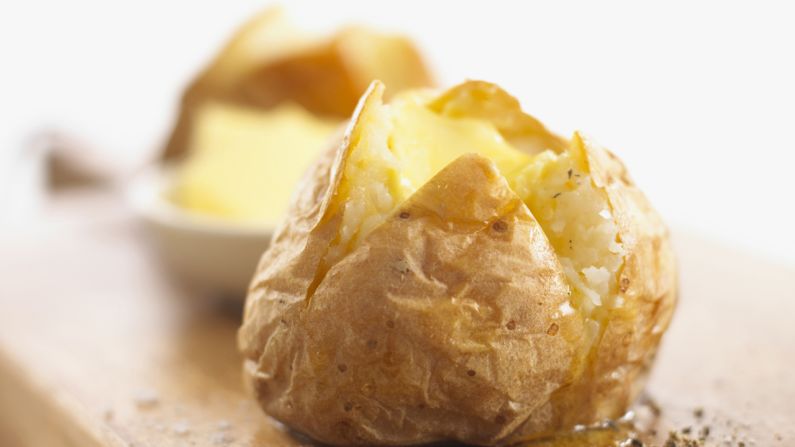 <strong>Baked potato</strong><br /><br />The potato has been unfairly demonized -- it's actually a potent hunger tamer. In a study that measured the satiating index of 38 foods, including brown rice and whole-wheat bread, people ranked boiled potatoes highest, reporting that they felt fuller and ate less two hours after consuming them. <br /><br />Though potatoes are often shunned because they're considered high in carbohydrates, they shouldn't be. Whether baked or boiled, they're loaded with vitamins, fiber and other nutrients. Result? You get steady energy and lasting fullness after noshing on them.<br /><br /><strong>Feel even fuller:</strong> Eat baked and boiled tubers skin-on to get more fiber for just 160 calories a pop.<br /><br /><a href="index.php?page=&url=http%3A%2F%2Fwww.health.com%2Fhealth%2Fgallery%2F0%2C%2C20645136%2C00.html" target="_blank" target="_blank">Health.com: 26 reasons to love potatoes </a>