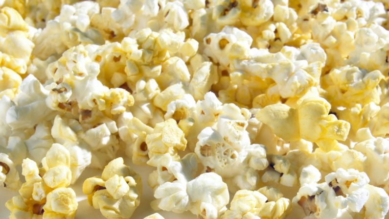 <strong>Popcorn</strong><br /><br />This movie-night fave is a low-energy-density food -- for 90 calories, you could eat 3 cups of air-popped corn but just a quarter cup of potato chips. "Popcorn takes up more room in your stomach, and seeing a big bowl of it in front of you tricks you into thinking that you're eating more calories and that you'll feel full when you're finished," Rolls says.<br /><br /><strong>Feel even fuller:</strong> Sprinkle on some red pepper. In a recent Purdue University study, people who added a half teaspoon of the spice to a meal felt less hungry.<br /><br /><a href="index.php?page=&url=http%3A%2F%2Fwww.health.com%2Fhealth%2Fgallery%2F0%2C%2C20501331%2C00.html" target="_blank" target="_blank">Health.com: 16 ways to lose weight fast</a> <br />