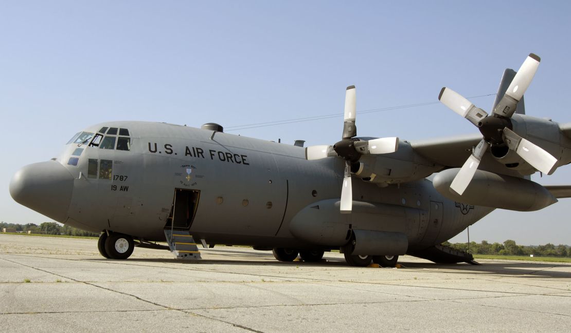 One of the Vietnam War's "greatest feats of airmanship" took place in 1972 aboard this C-130E Hercules.