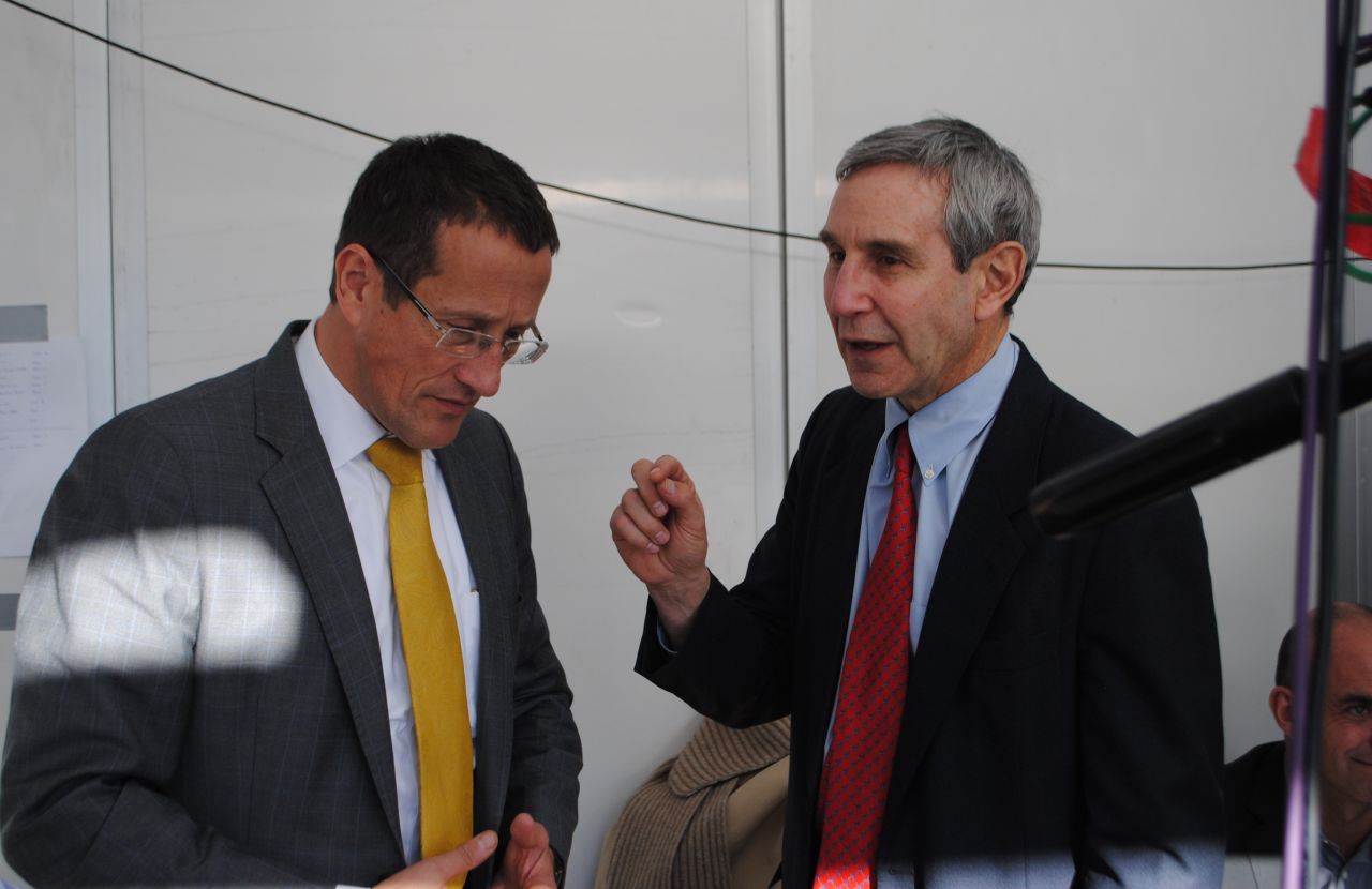 Richard Edelman chats to Richard Quest ahead of his interview on CNN's World Business Today at Davos."
