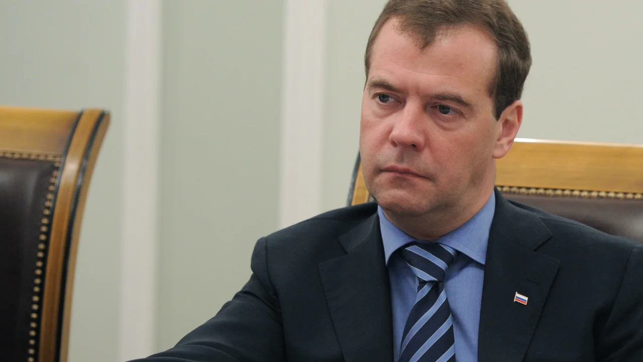 Ancien président russe et actuel vice-président du Conseil de sécurité, 
Dmitri Medvedev