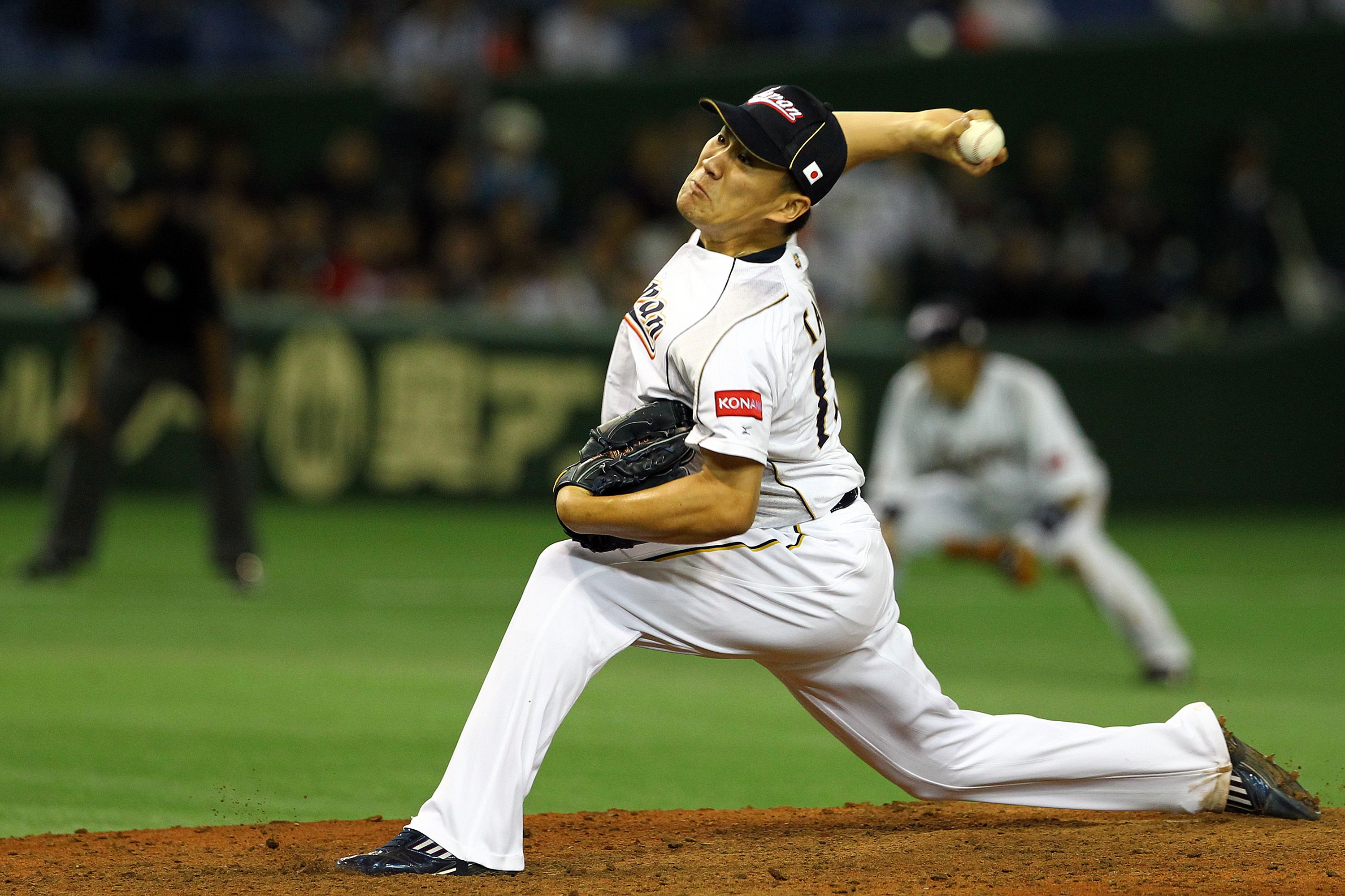 Former New York Yankees SP Masahiro Tanaka is staying in Japan - Sports  Illustrated NY Yankees News, Analysis and More