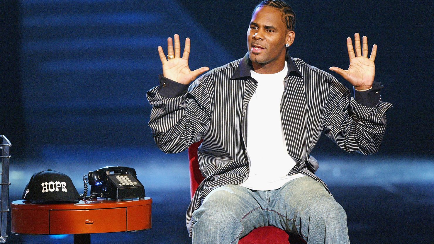 R. Kelly, here in 2004, won't be performing at an Ohio music festival after protests prompted organizers to drop him. 