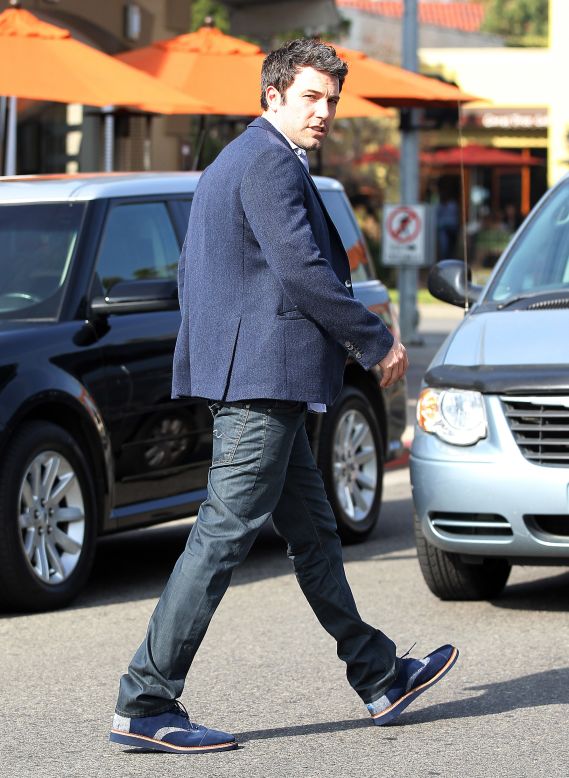 Ben Affleck power walks to a power lunch on January 23. 