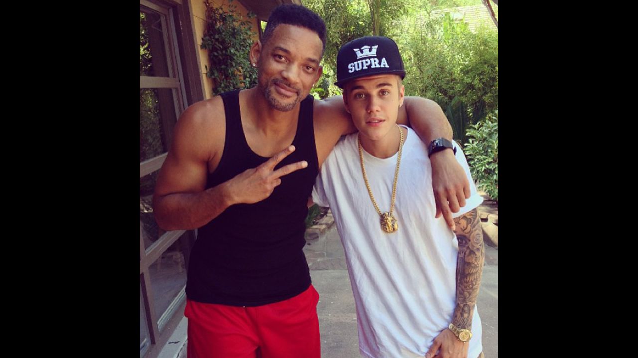 Bieber has been known to refer to blockbuster actor Will Smith as "Uncle Will," and the star's manager, Scooter Braun, explained in a 2013 interview with <a href="http://www.hollywoodreporter.com/news/justin-bieber-reveals-will-smith-657535" target="_blank" target="_blank">The Hollywood Reporter</a> that Smith serves as another mentor for Bieber. Braun said Smith and Bieber have instituted a weekly call to help the teen star work through any issues. 