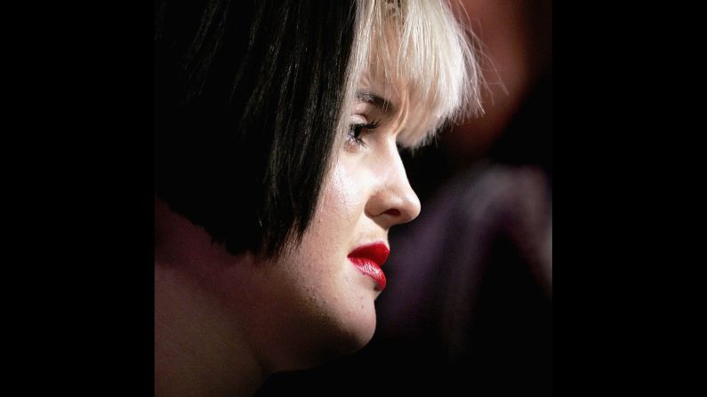In 2004, a then 19-year-old Kelly Osbourne <a href="index.php?page=&url=http%3A%2F%2Fwww.cnn.com%2F2004%2FSHOWBIZ%2FMusic%2F04%2F02%2Fosbournes.lkl%2F">reportedly entered rehab</a> for an addiction to painkillers. "The amount of pills that was found in her bag was astounding," her father, Ozzy, said.