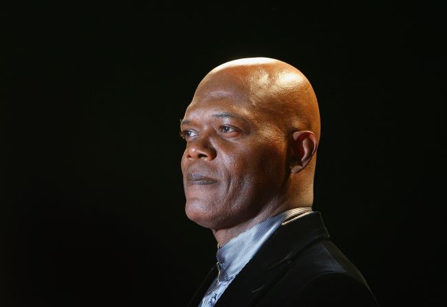 Samuel L. Jackson is not Laurence Fishburne, and he's been very clear about that. In February 2014, <a href="http://www.cnn.com/2014/02/10/showbiz/samuel-l-jackson-ktla/">Jackson scolded CNN affiliate KTLA's Sam Rubin</a> for making that mistake. 